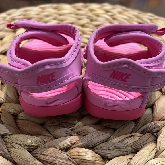 Nike baby sandals - Picture 3 of 4